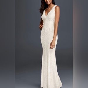 David’s Bridal white formal/wedding lace dress